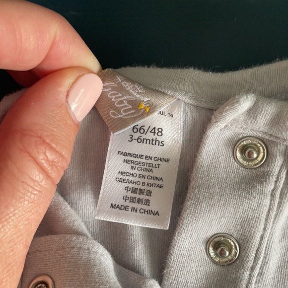 Hallmark baby romper - Picture 2 of 3